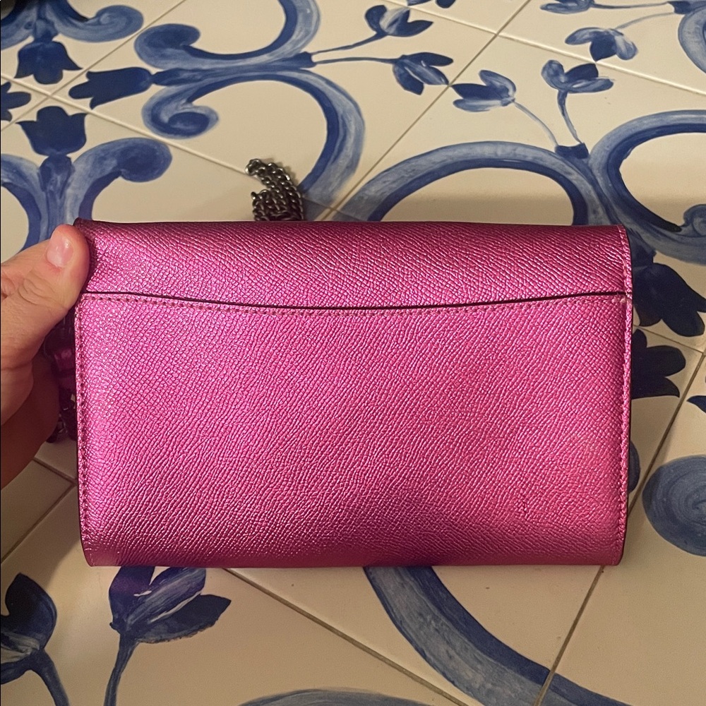 Vibrant COACH Pink Crossbody Bag - new never used - Picture 7 of 8
